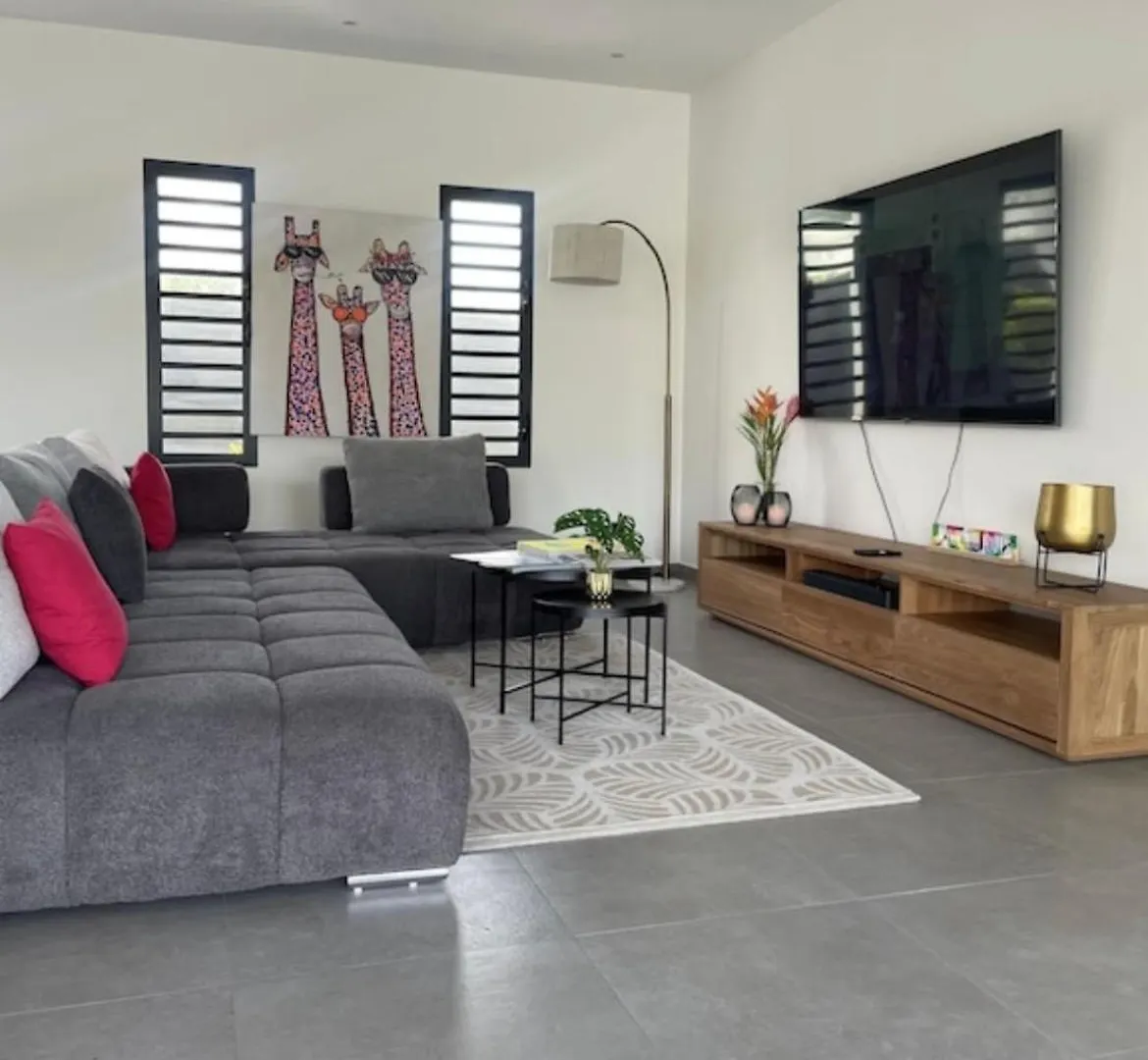 Villa Canelle Fwi 4 Etoiles Piscine Jacuzzi Beach Surf Le Moule