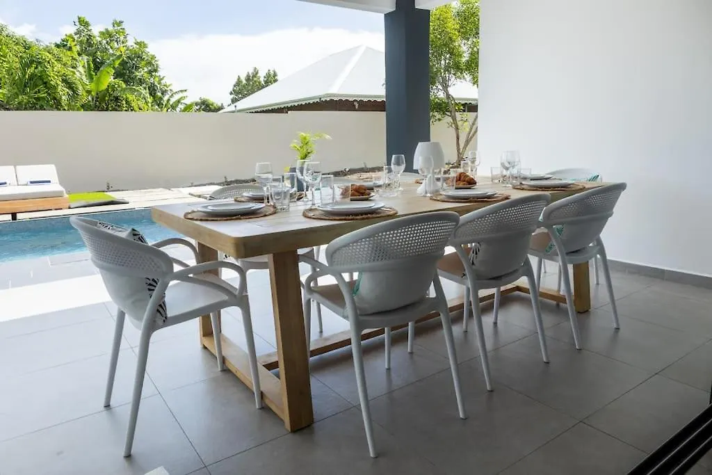 Villa Canelle Fwi 4 Etoiles Piscine Jacuzzi Beach Surf Le Moule